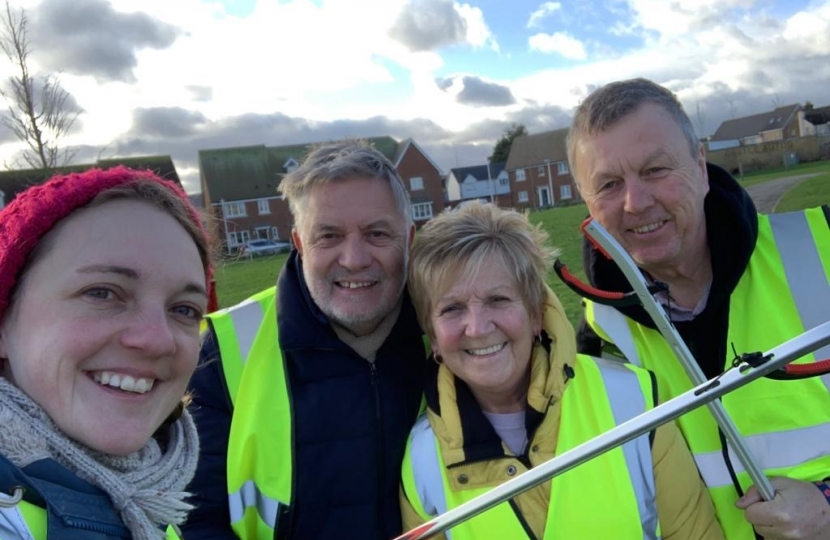 Councillors Elizabeth Turpin and John Williams with some of those who took part in the litter pick