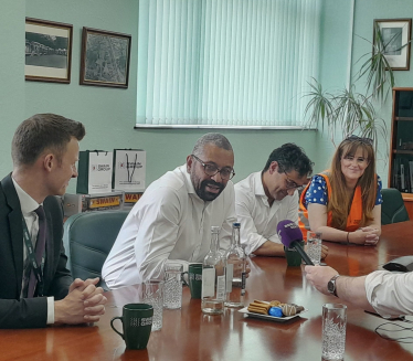 Medway Conservatives candidates with James Cleverley 